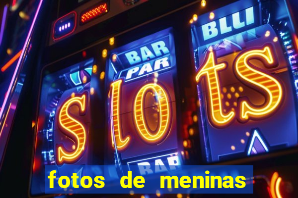 fotos de meninas cacheadas no espelho